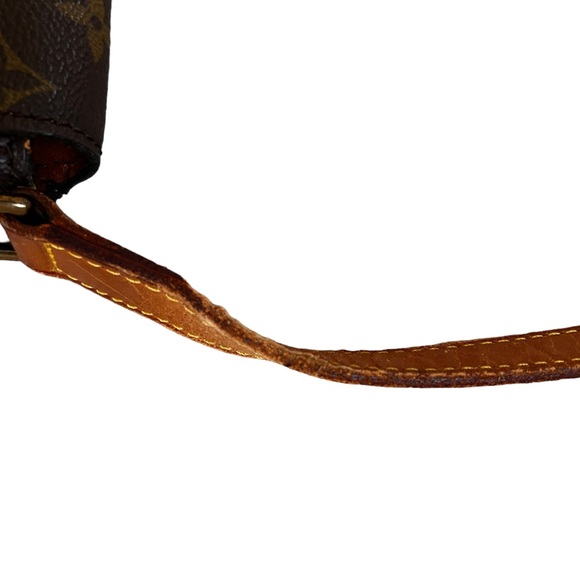 Louis Vuitton Chantilly Crossbody Bag - Picture 9 of 16